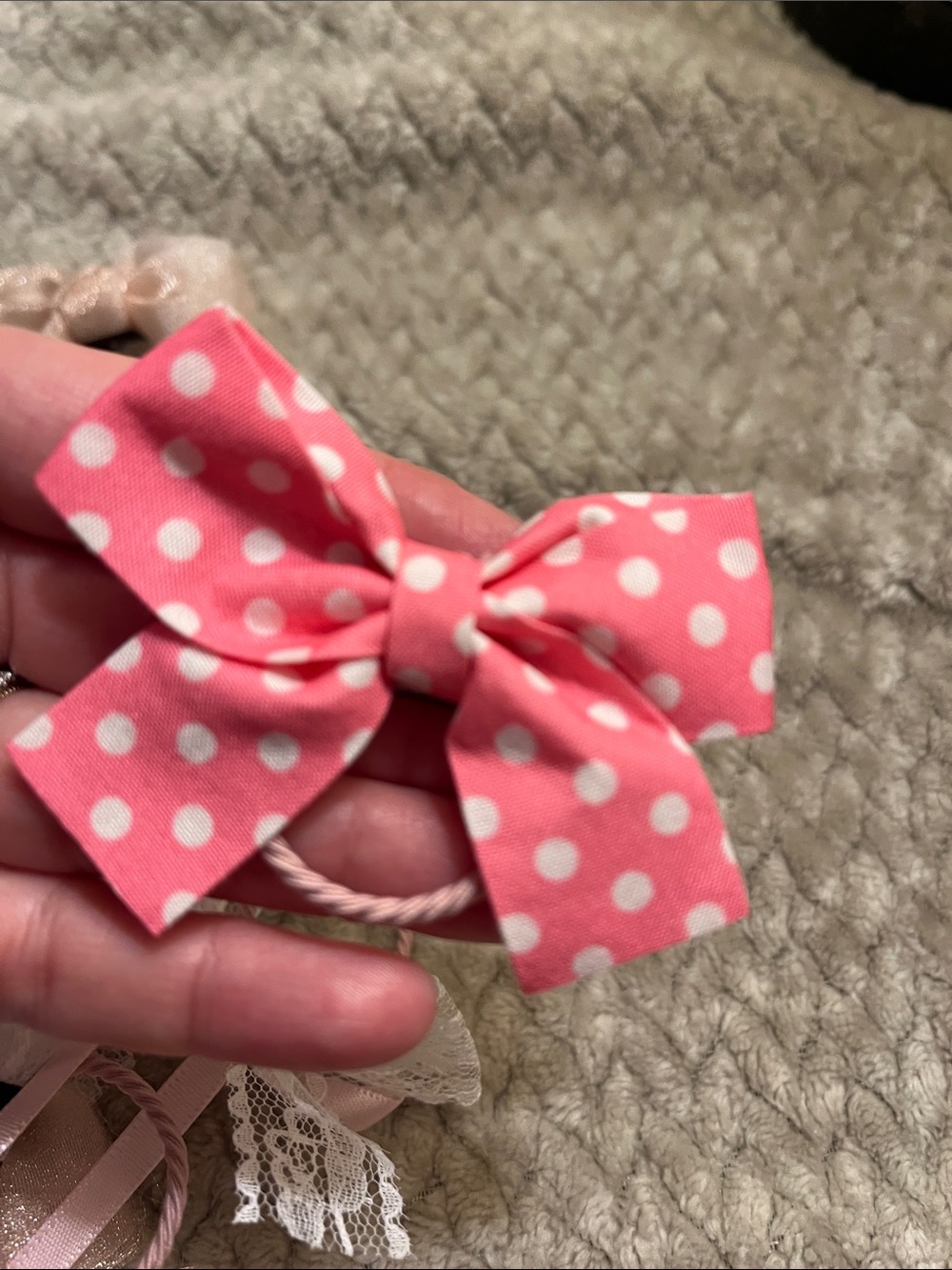 Pink Pet Hair Bows - Cute Bow Set for Small Pets - Picture 4 of 9